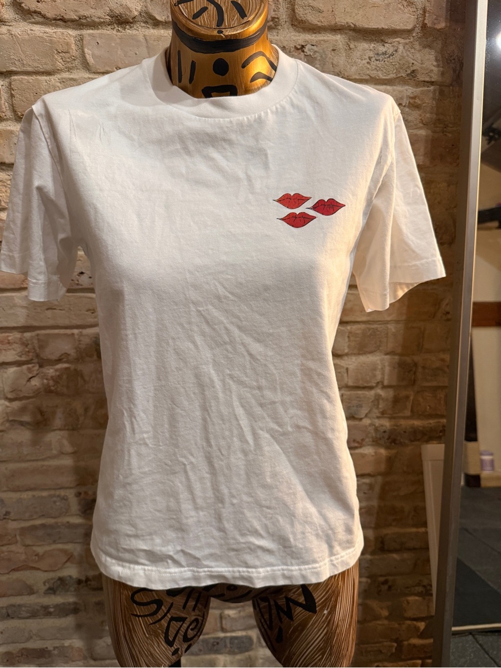 White kaws/warhol tshirt s